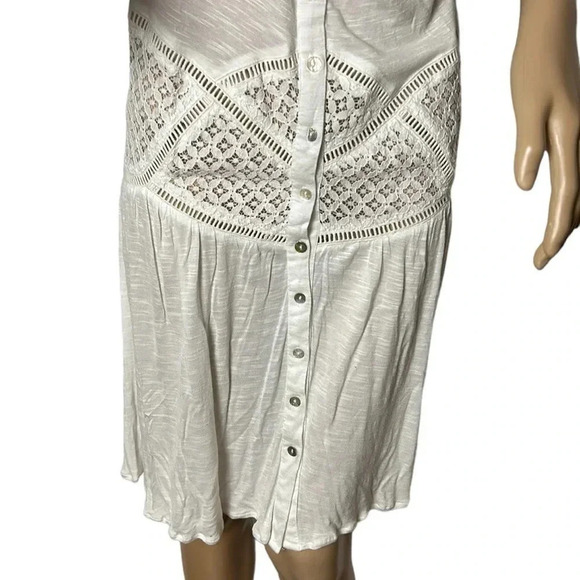 KOY RESORT WHITE SM, crochet ,button front beach cover, deep V-neck - Picture 9 of 13